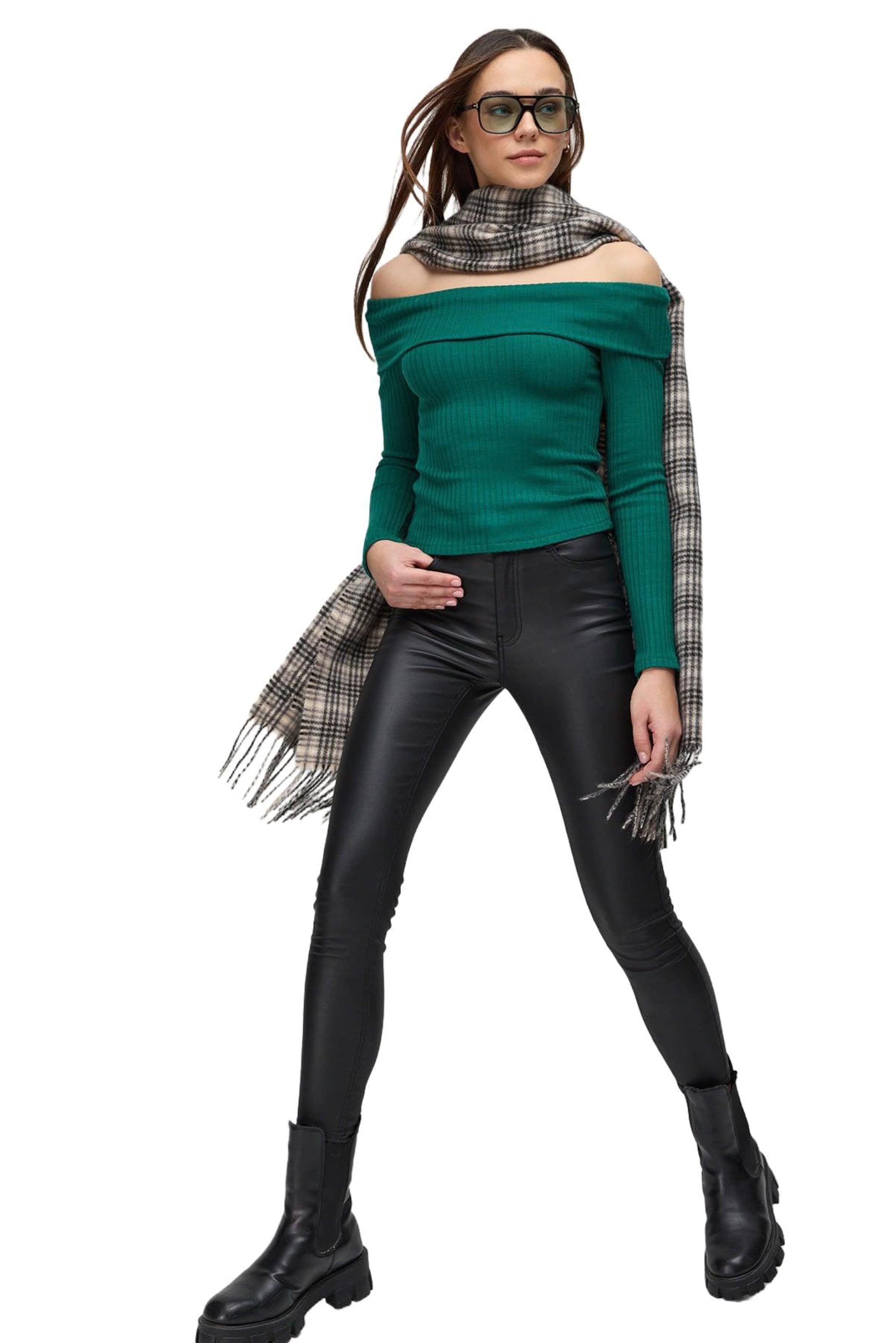 No Matter What Shirt in Grün