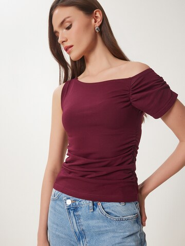 Happiness İstanbul T-shirt i röd