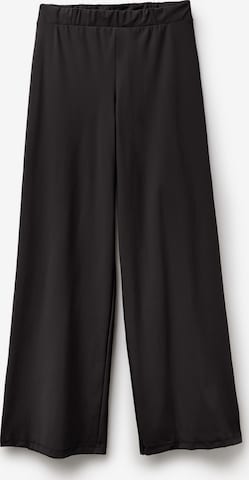 Tezenis Wide leg Pants in Black: front