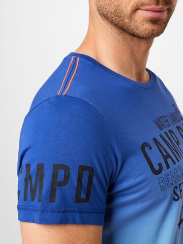 T-Shirt 'Fly and Cruise' CAMP DAVID en bleu