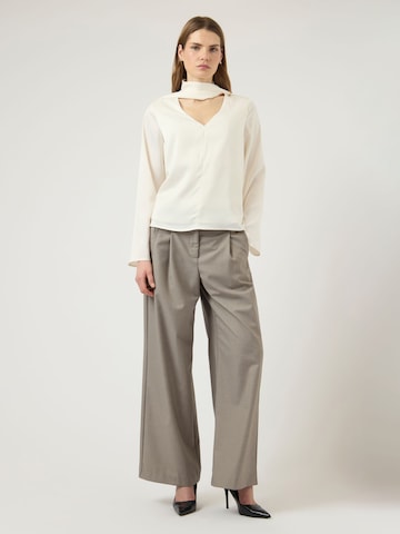 Chemisier 'YASPella' YAS en beige