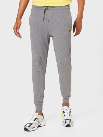 Lyle & ScottTapered Hlače - siva boja: prednji dio