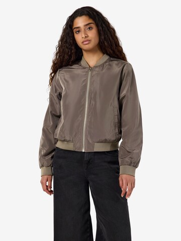 Veste mi-saison 'NMCHASE' Noisy may en marron : devant
