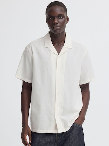 BLEND Comfort fit Button Up Shirt ' BHAban Cuba Linen Mix ' in White: front