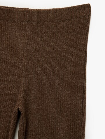 Koton Flared Hose in Braun