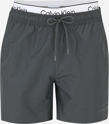 Shorts de bain 'META LEGACY' Calvin Klein Swimwear en gris : devant