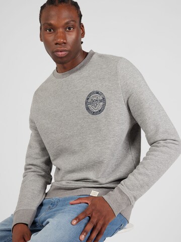 MUSTANG Sweatshirt 'Ben' in Grau