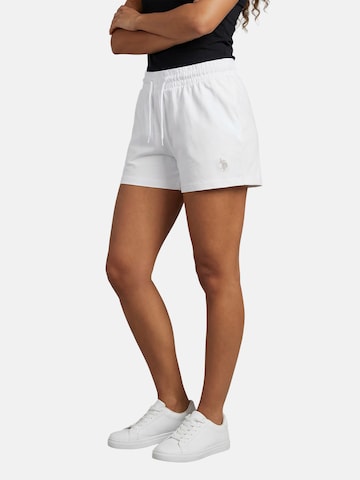 U.S. POLO ASSN. Regular Trousers in White: front