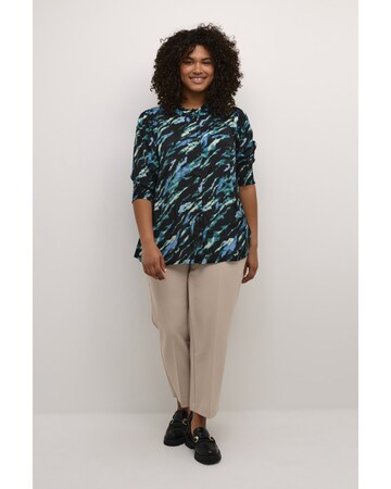 KAFFE CURVE Blouse 'Natana' in Zwart