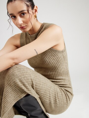 Abito in maglia 'PCPAYA' di PIECES in verde