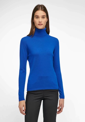 Pull-over include en bleu : devant