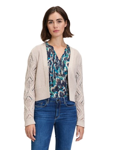 Betty & Co Knit Cardigan in Beige: front
