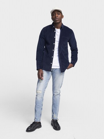 Redefined Rebel - Ajuste regular Camisa 'Sean' en azul