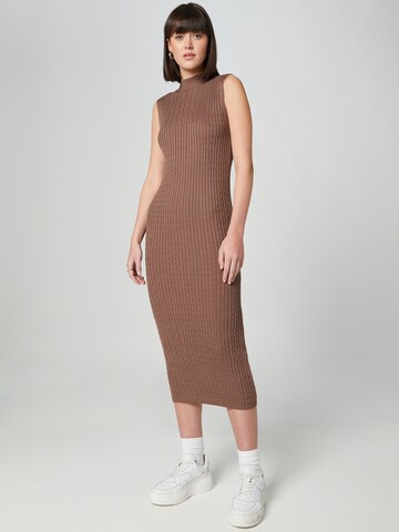 Guido Maria Kretschmer Women Knit dress 'Jennifer' in Brown: front