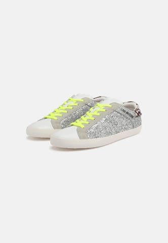 Love Moschino Sneakers in Grey