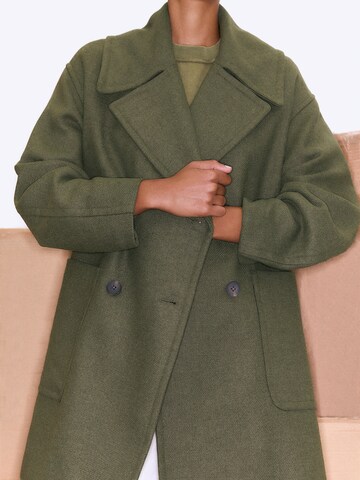 Pull&Bear Between-seasons coat in Green