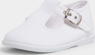 Chaussure basse Pisamonas en blanc : devant