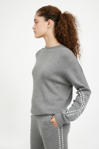Finn Flare Pullover 'Basic' in Grau
