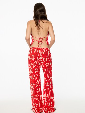 Pull&Bear Loosefit Hose in Rot