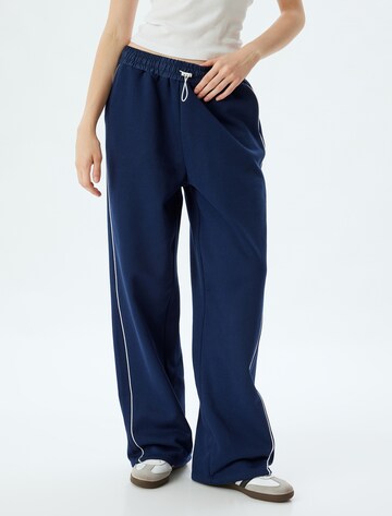 Koton Wide leg Trousers in Blue: front