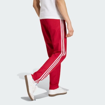 ADIDAS ORIGINALS Slimfit Hlače 'Classic' | rdeča barva