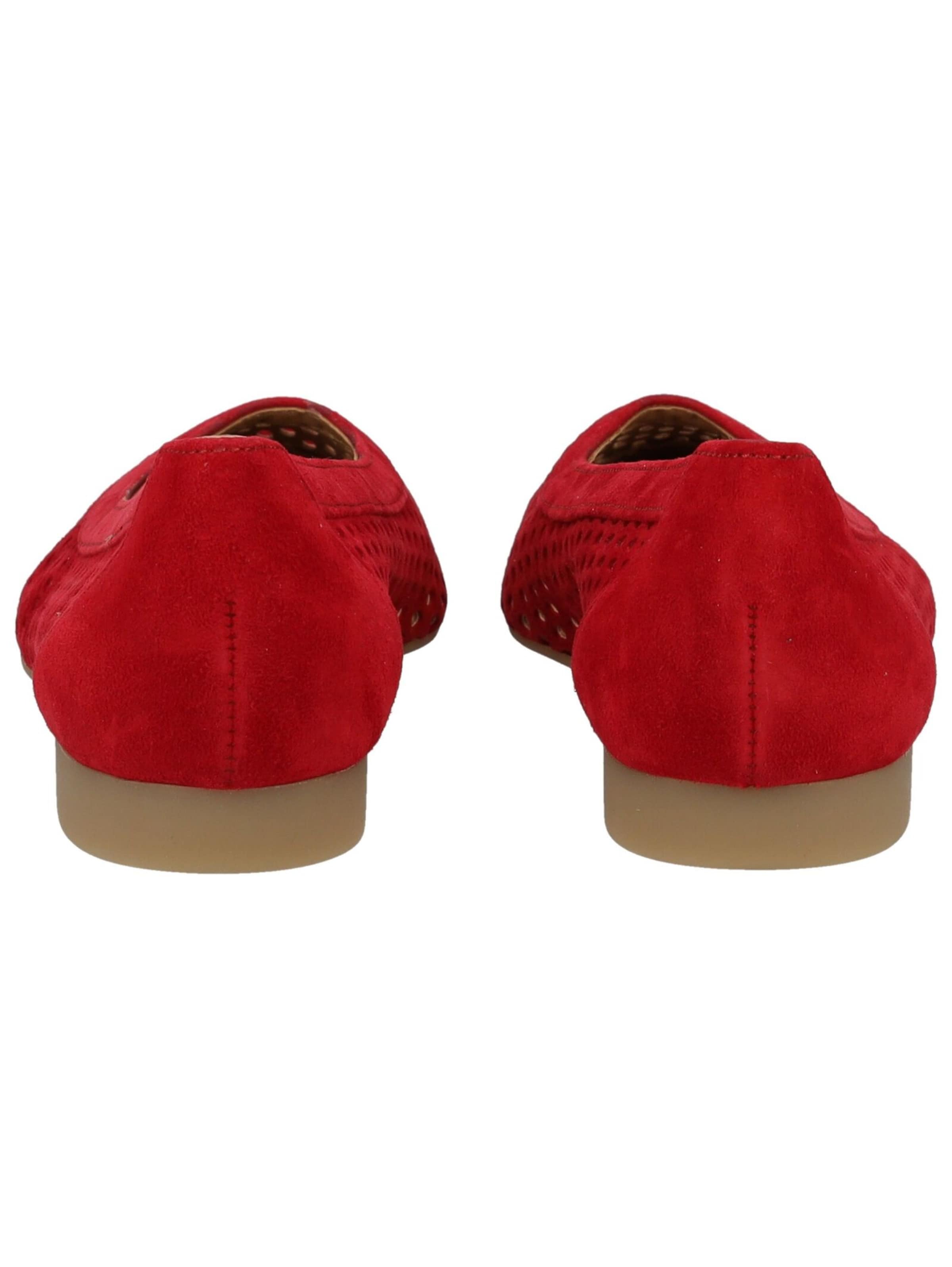 Ballerina di Paul Green in rosso