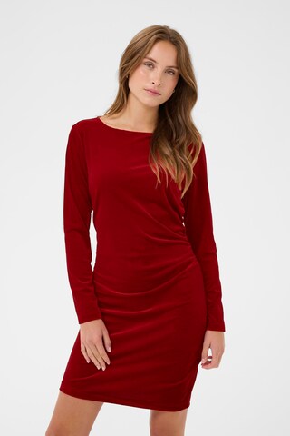 SAINT TROPEZ Kjole i rød: forside