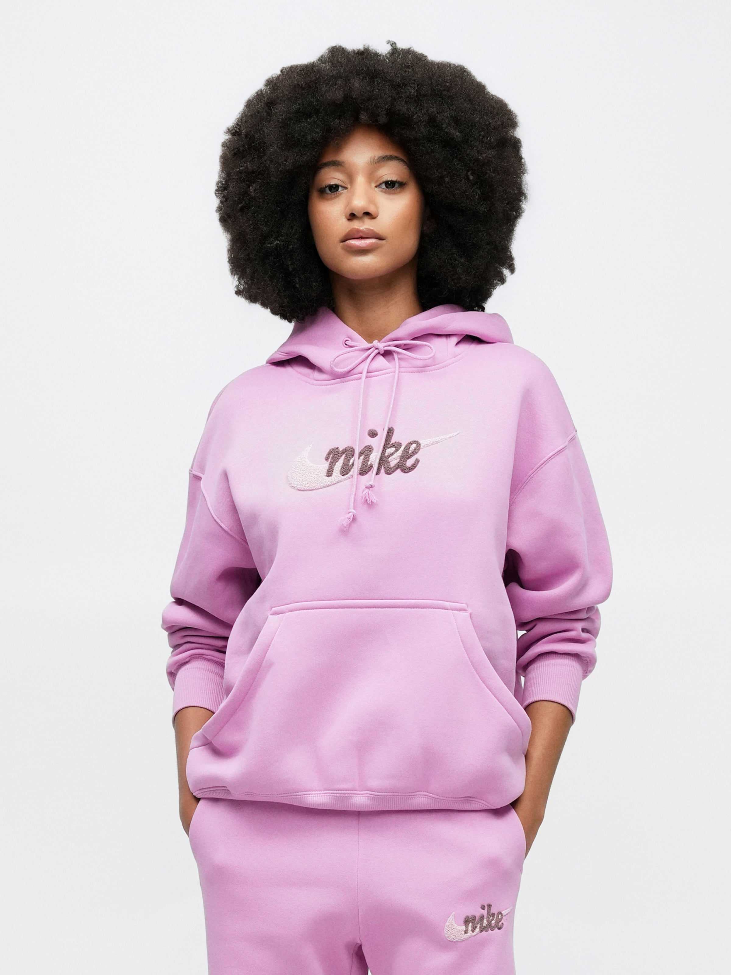 magenta nike sweatshirt