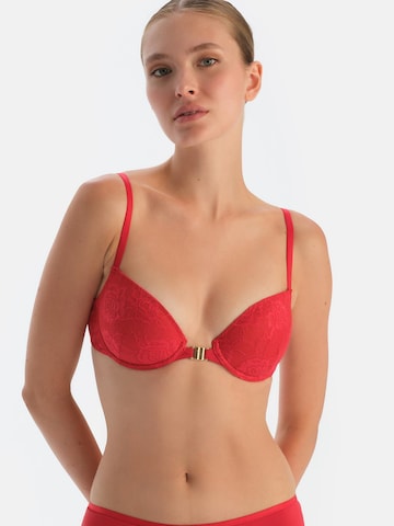 Dagi Push-up BH i rød: forside