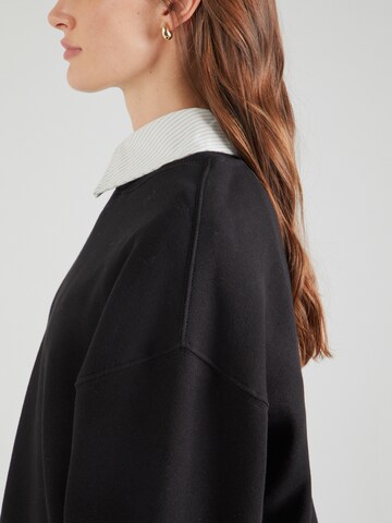 TOPSHOP Sweatshirt in Black