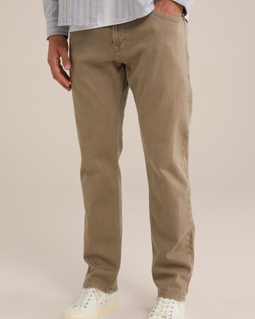WE Fashion Regular Jeans in Brown