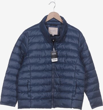 ONLY Carmakoma Jacket & Coat in M in Blue: front