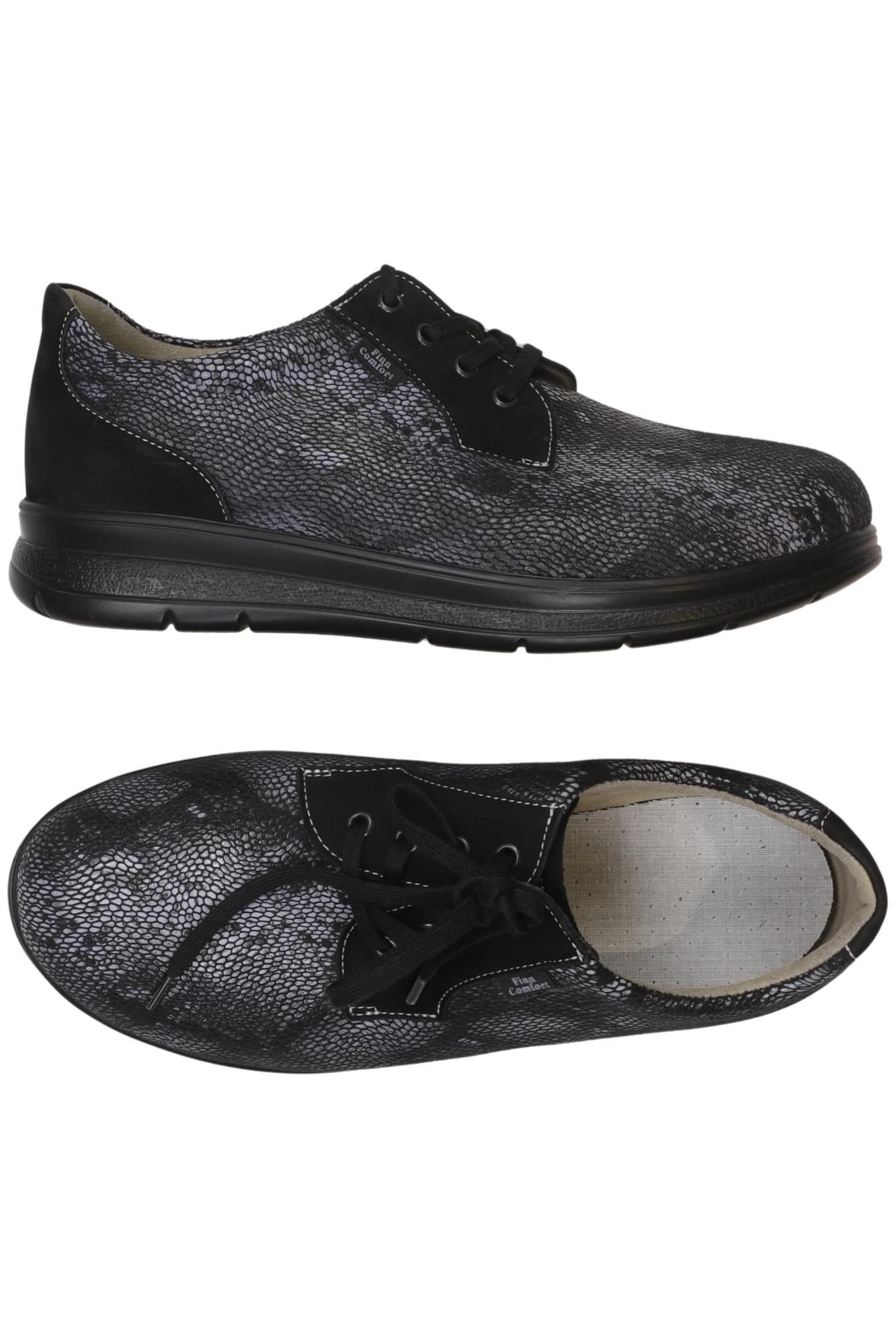 Finn Comfort Flats & Loafers in 39 in Black: front