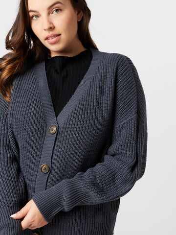 Cardigan 'LEA' Vero Moda Curve en bleu