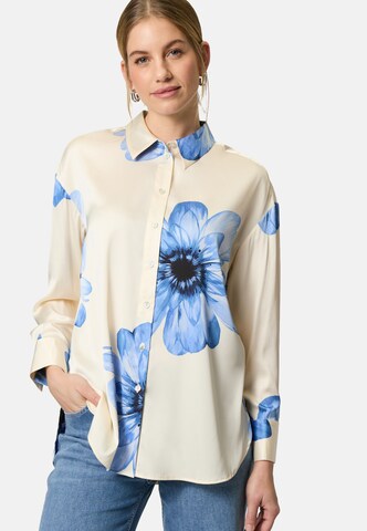 zero Blouse in Beige: front