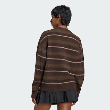 ADIDAS ORIGINALS Sweater 'Essentials' in Brown