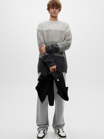 Pull&Bear Sweater in Grey