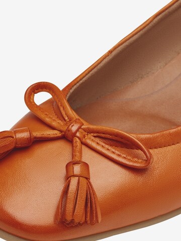 TAMARIS Ballet Flats in Orange