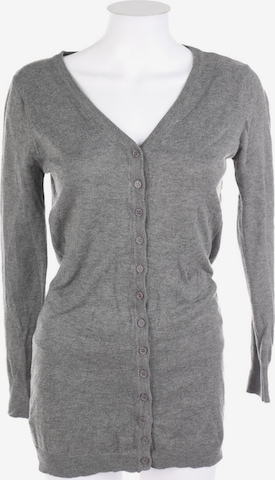 UNBEKANNT Sweater & Cardigan in S in Grey: front