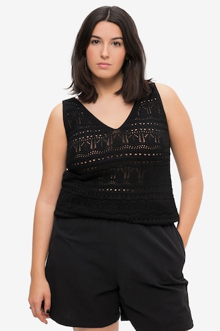 Studio Untold Knitted Top in Black: front