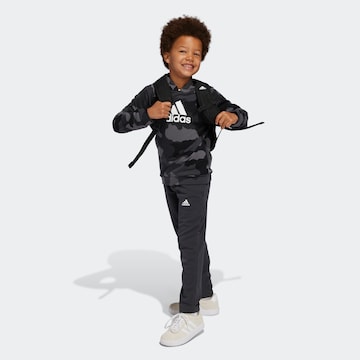ADIDAS SPORTSWEAR Tepláková souprava 'Essentials' – šedá