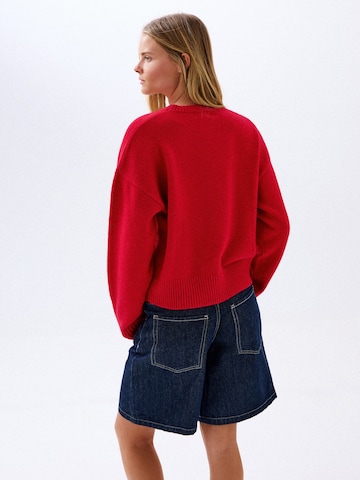 Bershka Svetr – červená