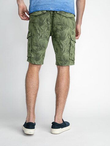 Petrol Industries Regular Shorts in Grün