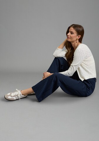 LAURA SCOTT Knit Cardigan in White