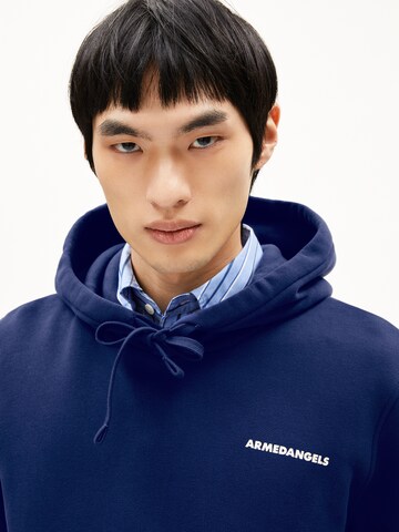 ARMEDANGELS Sweatshirt in Blauw