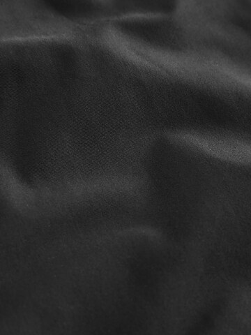 melns Next Peldkostīms