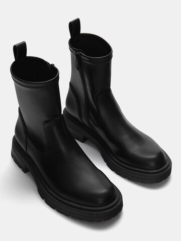 Stivaletto di Pull&Bear in nero