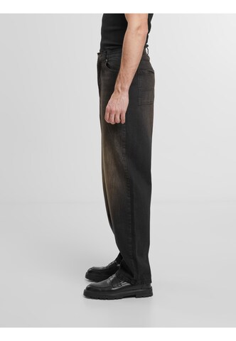 Urban Classics Loose fit Jeans ' 90‘s Jeans ' in Black
