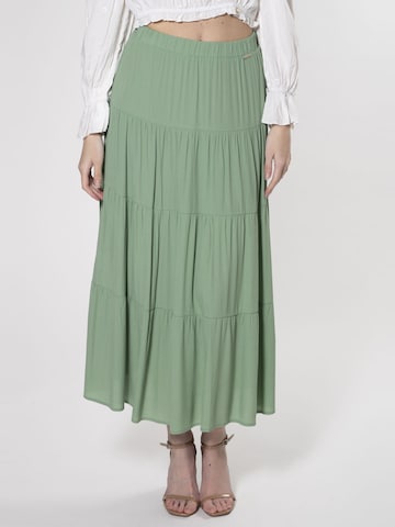 Gonna di Influencer in verde: frontale