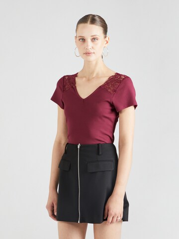 ABOUT YOU Shirt 'Irina' in Rood: voorkant